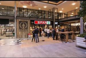 Cozy Studio in Woodstock Quarters