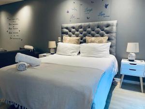 Cozy Studio in Woodstock Quarters