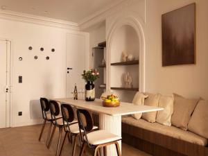 Elegant appt- AC-2BR-6P- Musée du Louvre