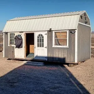 Cabin at Desert Gardens Oasis in Lobo, Tx - Lobo