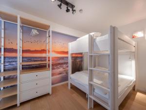 Apt by Duinbergen Beach