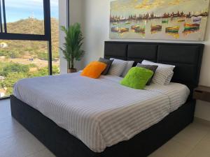 Suite Génesis con vista al mar, Pozos colorados