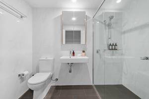 Million Dollar View, Best Location, King Bed, Pool