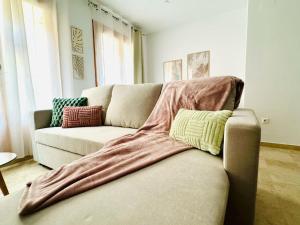 ABAT 1 Cool & Wide Flat next to the Cathedral