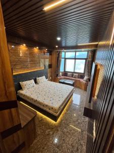 Amar Homestay - A Roadside Haven