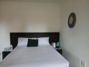 Mama Olly & Sons Guest House