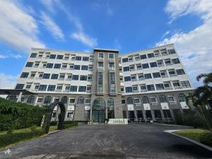 Calinton Hotel
