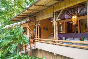 Casa De Luz Bohemian home