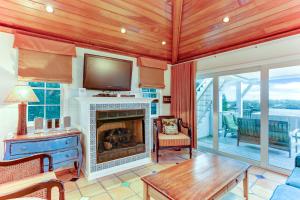Ocean Ave Seaside Cottage