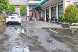 Wisma Brata Mitra RedDoorz