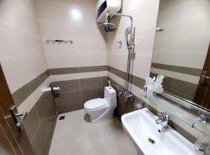 Cat Ba Charm Island Hotel