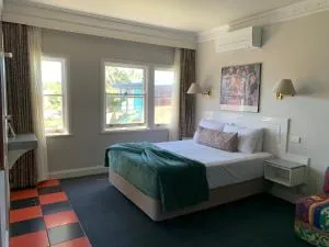 Moruya Monarch Hotel - Moruya