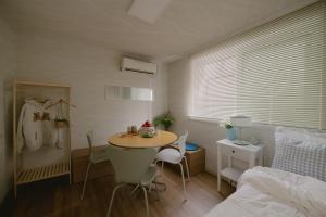 Hongik Univ Station Greenery Terrace House