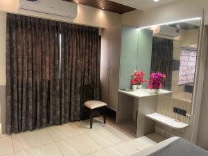 Hotel Shirdi Park Inn 80 Meters From Sai Samadhi Temple