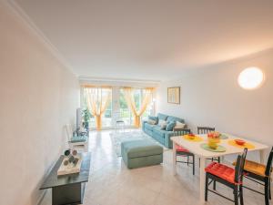 Appartement central avec grande terrasse, garage et WIFI - FR-1-197-620