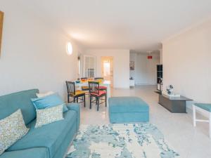 Appartement central avec grande terrasse, garage et WIFI - FR-1-197-620