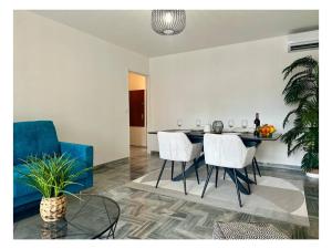 Appartement rénové à Juan les Pins avec parking - FR-1-252-198