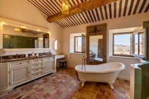 B&B / Chambres d'hotes La Bastide : Suite Deluxe