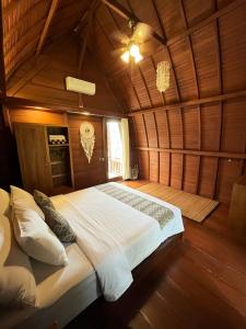 Shri Wedari Private Pool with Ricefield View