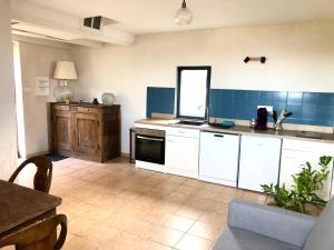 Appartements La Chataigne Perchee, piscine et nature : photos des chambres