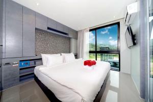 Tropics Hill View Apartment CTG L706 at Kamala Residence, Top Amenities, Close to the Beach and Fantasea