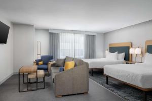 Queen Studio with Two Queen Beds room in Homewood Suites by Hilton Newport Cincinnati