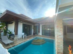 Pool Villa Private near Rawai Beach 2 bedrooms 3D9