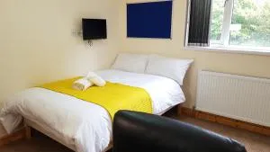 Delux Private Rooms Bournbrook - Longbridge