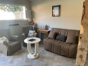 Maisons de vacances Maison avec Terrasse - 2 chambres confortables pour 4 a 6 personnes : Maison 2 Chambres