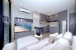 Tropics Hill View Apartment CTG L706 at Kamala Residence, Top Amenities, Close to the Beach and Fantasea