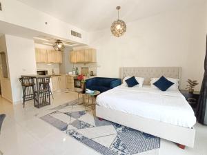 SUPERIOR STAY- Sleek & Modern Studio in Business Bay