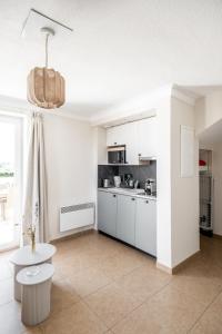 Appart'hotels Residence Chateau d'Acotz - Appartements avec piscine a 300m des Plages & Ocean : photos des chambres