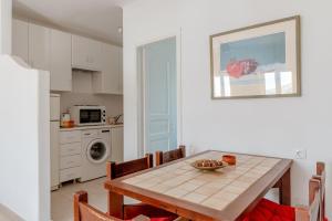 Apollon House On The Sea