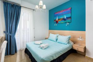 Chrysa Traditional Family House