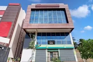 Super Collection O Dabagardens Near Beach Road - Tikkavādipālem