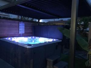 Chalets Chalet accueillant a Saint-Vincent-de-Tyrosse avec jardin : photos des chambres