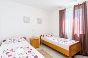 Gruber - Kapovica - MPolo