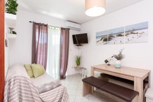 Gruber - Kapovica - MPolo