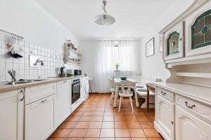 2 BR City Apartment in Neubau, 6 min to city center