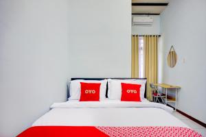 Hotel O Krakatau Near Universitas Muhammadiya Sumatra Utara ( UMSU )