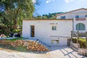 La Cabane au Bastidon