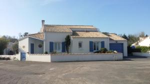 Villas maison avec piscine bord de mer : photos des chambres