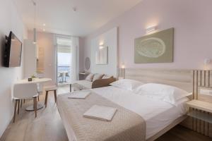 Studio with Sea View room in Villa Primordia