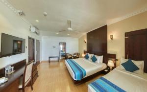 Manara Beach Resort