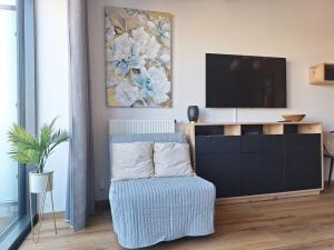 Modern Apartments with Swimming Pool in Hanza Tower by Noclegi Renters