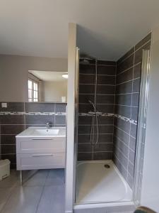 Maisons de vacances Gite 15 pers max proche de Wimereux Wissant Boulogne sur Mer : photos des chambres