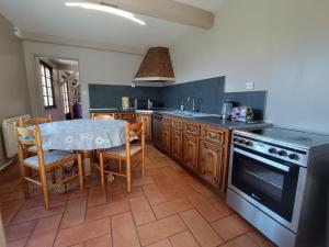 Maisons de vacances Gite 15 pers max proche de Wimereux Wissant Boulogne sur Mer : photos des chambres