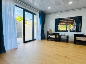 Villa Hồ Tràm - Phòng Gia Đình Ấm Cúng, Rộng Rãi