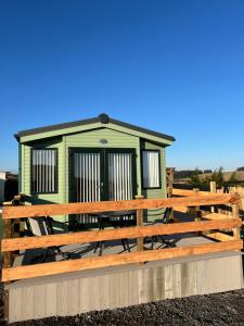 Maneight Fir View with hot tub