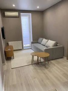 ApartPoltava Двокімнатні апартаменти з ДЖАКУЗІ біля Листопаду - Takhtaulove